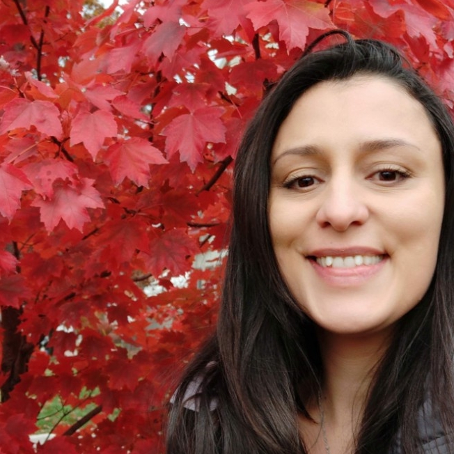 Headshot of Drielly Queiroga