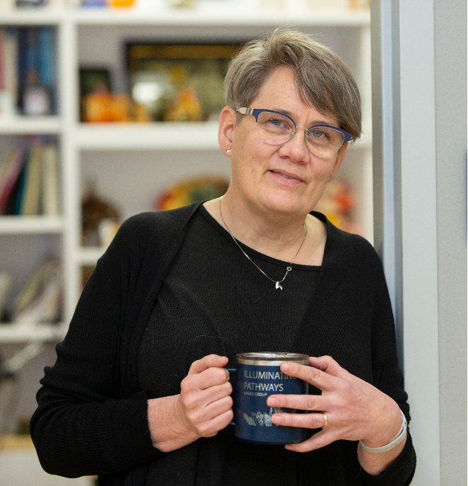 Headshot of Anna Gudmundsdottir