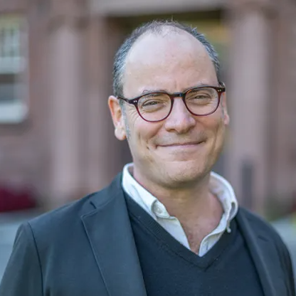 Dr. Luca Capogna